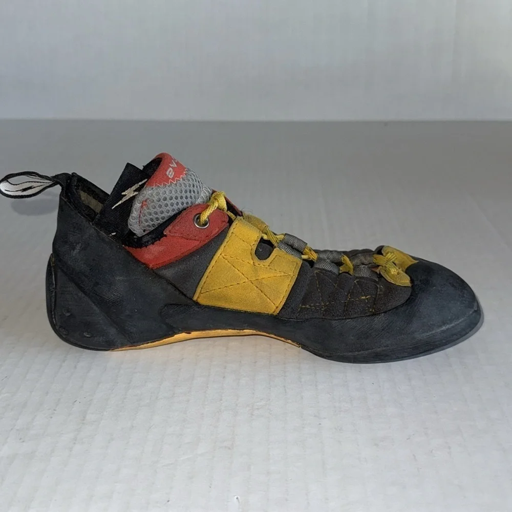 Evolv Demorto Rock Climbing/Bouldering Shoes